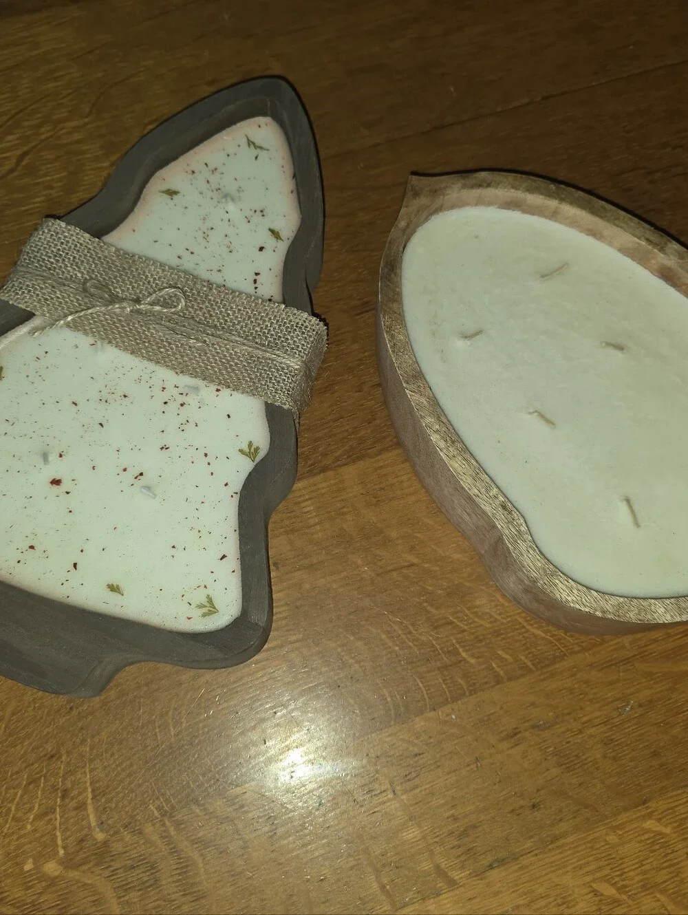 NEW Lot of 2 Wooden Dough Bowl Candles **Christmas Tree & Acorn**
